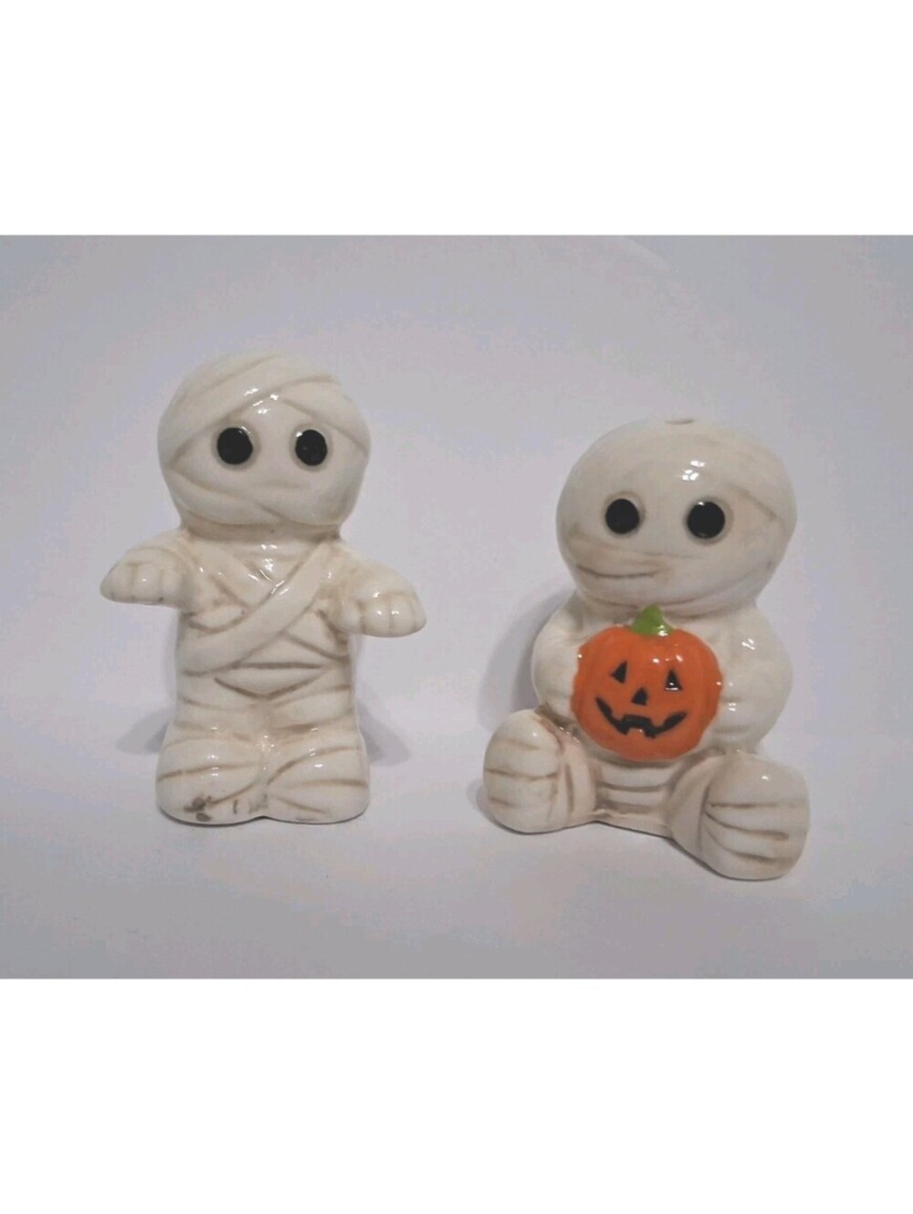 Mummy Halloween Salt And Pepper Shakers NWOut Tags